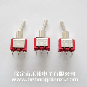 鈕子開關MTS102/C3